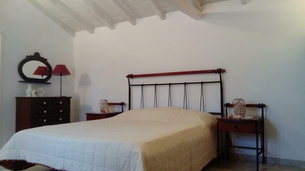 Charouda Stone Tower Apartment Pírgos Dhiroú Екстериор снимка