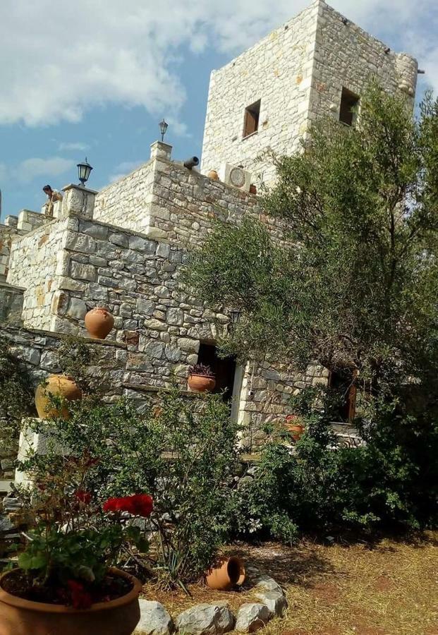 Charouda Stone Tower Apartment Pírgos Dhiroú Екстериор снимка