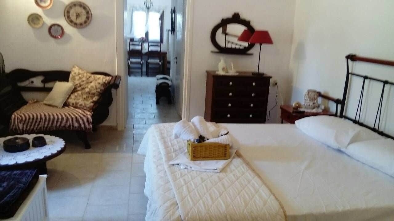 Charouda Stone Tower Apartment Pírgos Dhiroú Екстериор снимка